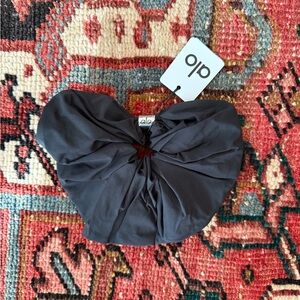 Alo Black Hair Scrunchie